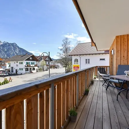Apartament Mibba Din